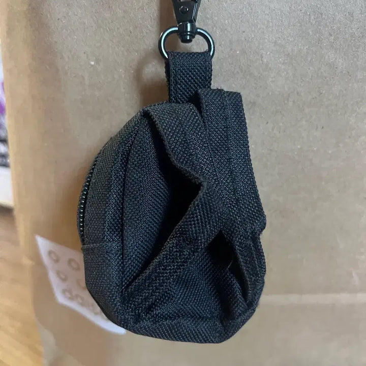 [SOLD OUT] 쥬라기 공원 백팩 모양 파우치 키링