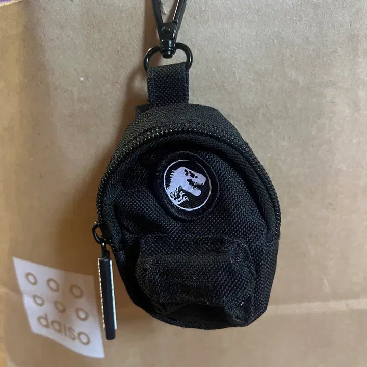 [SOLD OUT] 쥬라기 공원 백팩 모양 파우치 키링