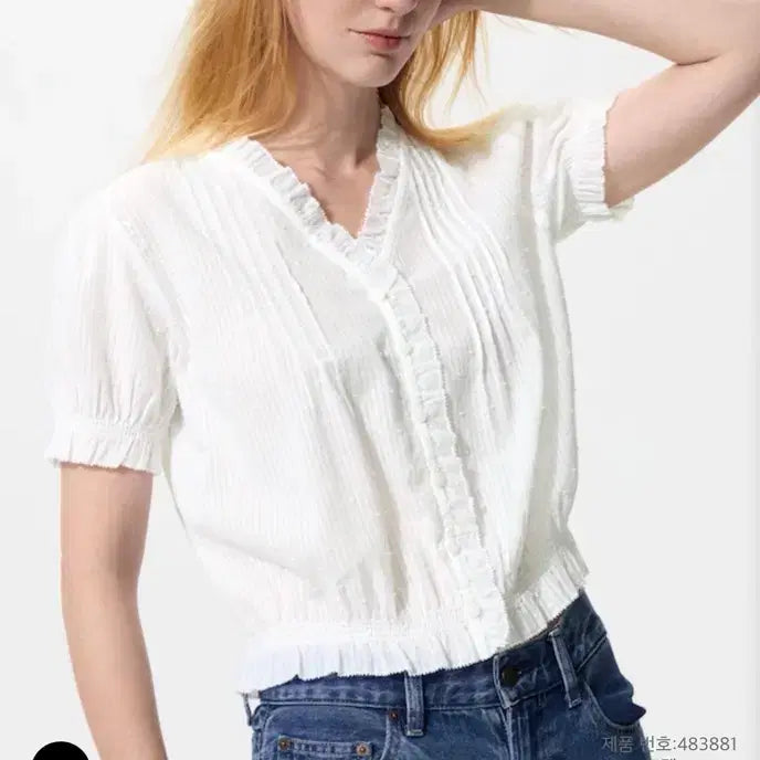 [BUNJANG] Uniqlo Blouse Bundle Set (Black, White) / 유니클로 블라우스 일괄 (블랙 화이트)