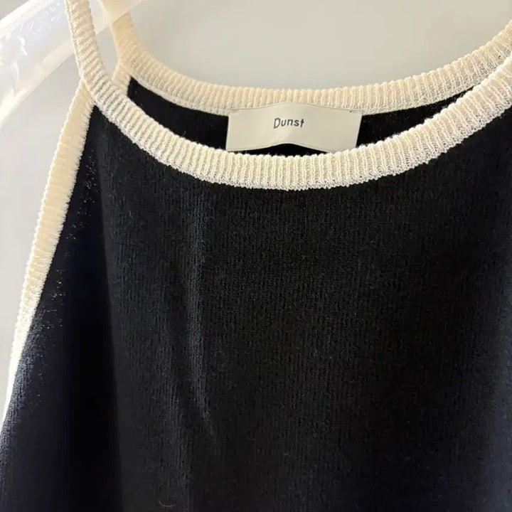[BUNJANG] Dunst Sleeveless Knit / 던스트 민소매 니트