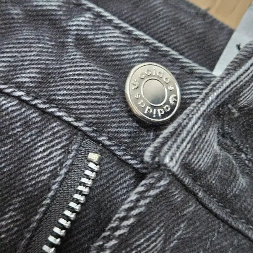 [BUNJANG] Adidas Black Denim 3-Stripes Pants / 아디다스 블랙 데님 3선 바지