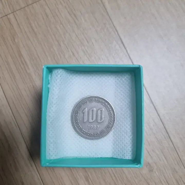 [BUNJANG] 1982 100 Won Coin / 1982년 100원