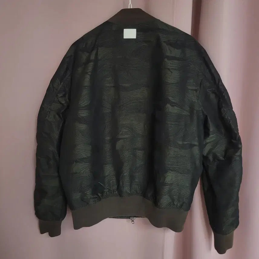 [BUNJANG] Lacoste Live Camo Sukajan Bomber Jacket / Lacoste Live 카모 스카잔 패턴 봄버 자켓