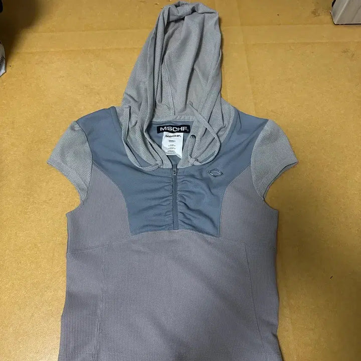 [BUNJANG] Mischief Hooded Track Half Zip-up Light Grey / 미스치프 후드 트랙 하프집업 라이트 그레이