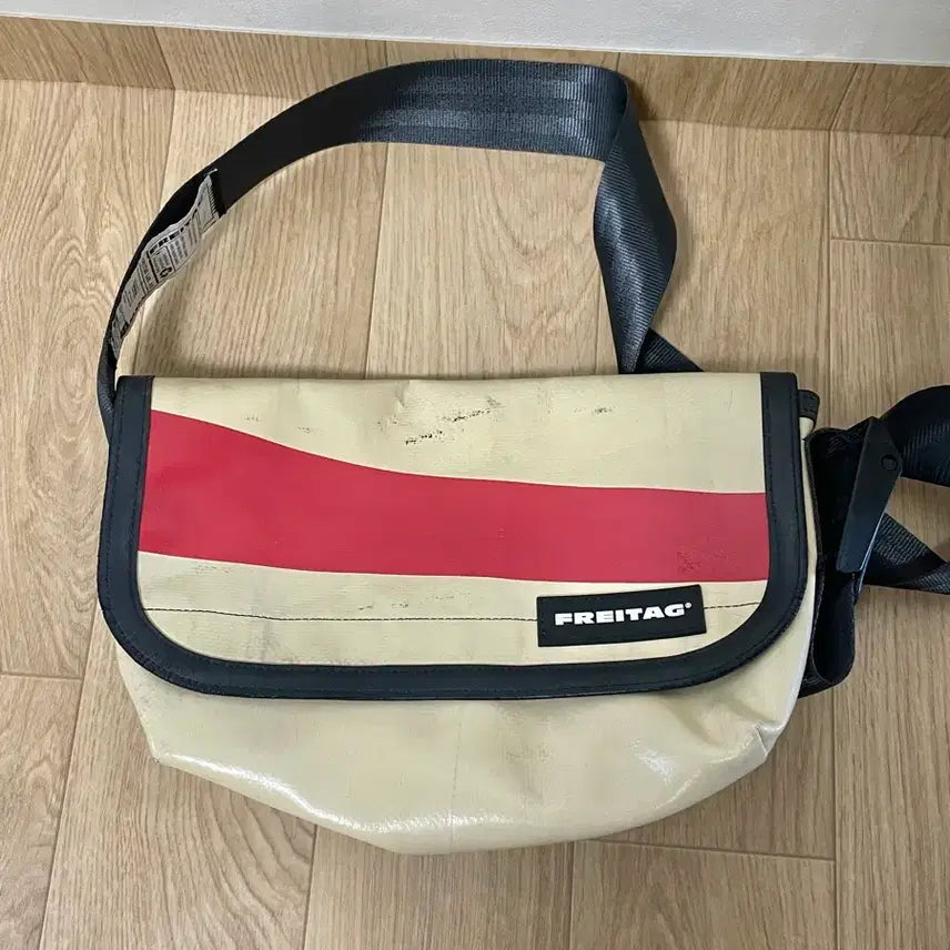 [BUNJANG] Freitag Hawaii Five Shoulder Bag / 프라이탁 하와이 파이브