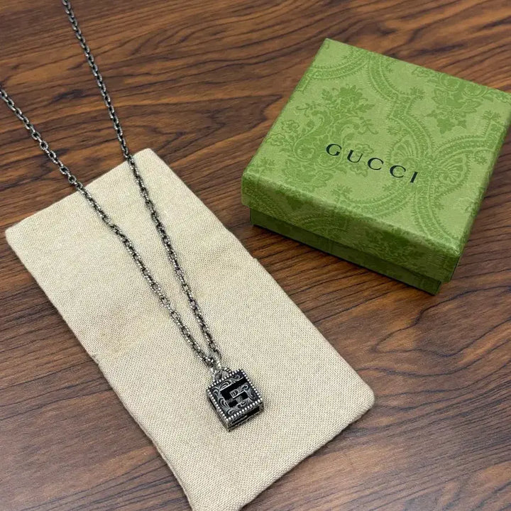 [BUNJANG] Gucci Square Pendant Necklace / 구찌 사각 목걸이