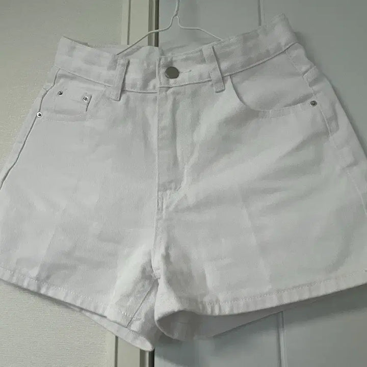 [BUNJANG] White and Blue Denim Shorts / 새상품) 흰청반바지