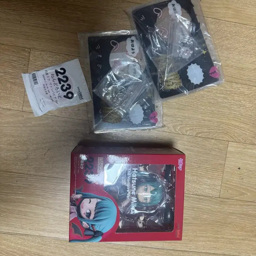 [BUNJANG] Nendoroid 2239 Vampire Miku Sealed Bundle Set / [미개봉,특전 포함] 넨도로이드 2239 뱀파이어 미쿠