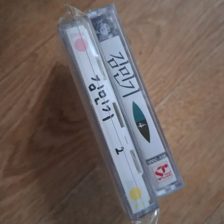 [BUNJANG] Kim Min Ki 2nd &amp; 4th Album Cassette Tape Set / 김민기 카세트 테이프 2/4집