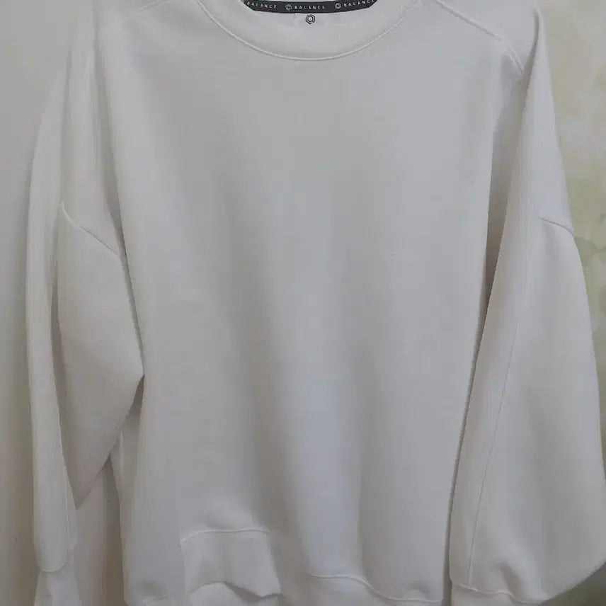 [BUNJANG] TOPTEN Sweatshirt White M / 탑텐 맨투맨  화시트 M