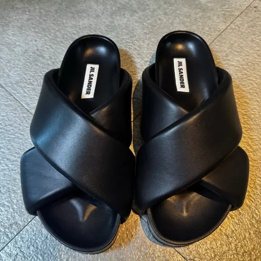 [BUNJANG] Jil Sander Crossover Padded Leather Sandals Black 41 / 질샌더 크로스오버 스트랩 패딩 레더 샌들 41