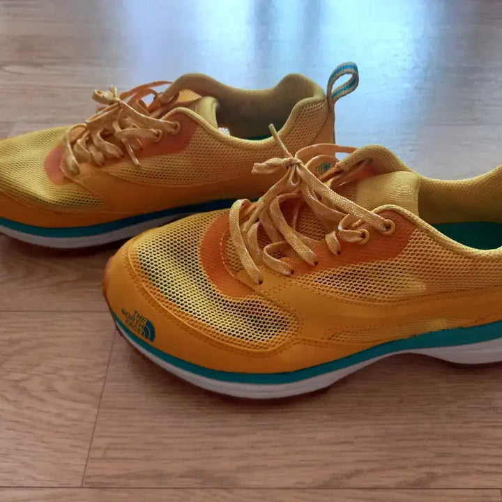 [BUNJANG] The North Face Sneakers / 노스페이스 운동화 230