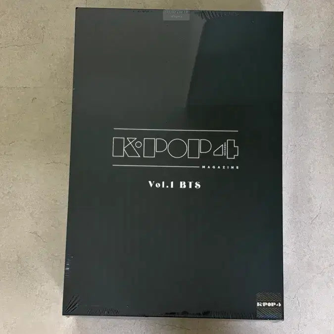 [BUNJANG] BTS KPOP4 SEASONS MAGAZINE Vol.1 Sealed Bundle Set / 방탄 BTS KPOP4 SEASONS MAGAGINE Vol.1 미개봉새
