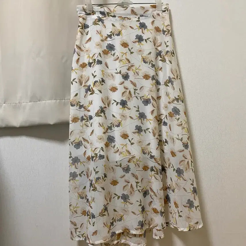 [BUNJANG] Back Band Skirt / 뒷밴딩 스커트