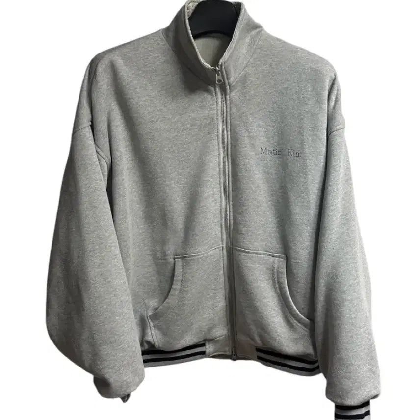 [BUNJANG] Matinkim Reversible Coated Track Jumper Grey / 마뗑킴 리버시블 코팅 트랙 점퍼 그레이 freesize
