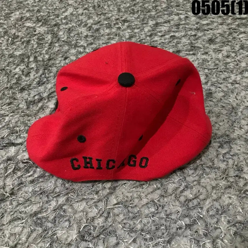 [BUNJANG] Chicago Red/Black Snapback Hat / 시카고 레드/블랙 스냅백 모자