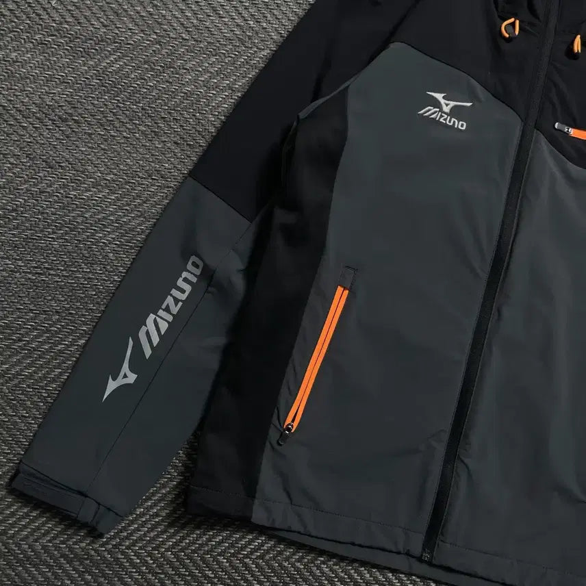 [BUNJANG] Mizuno Performance Windbreaker Jacket / 미즈노 퍼포먼스 윈드 바람막이 자켓 y5438