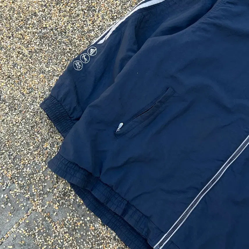 [BUNJANG] Adidas Navy Side Line Hooded Windbreaker / 아디다스 네이비 사이드 라인 후드 바람막이