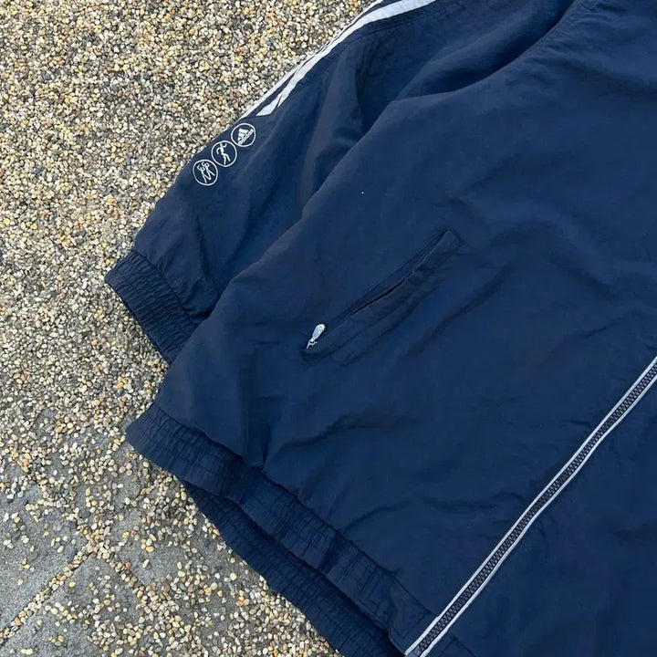 [BUNJANG] Adidas Navy Side Line Hooded Windbreaker / 아디다스 네이비 사이드 라인 후드 바람막이