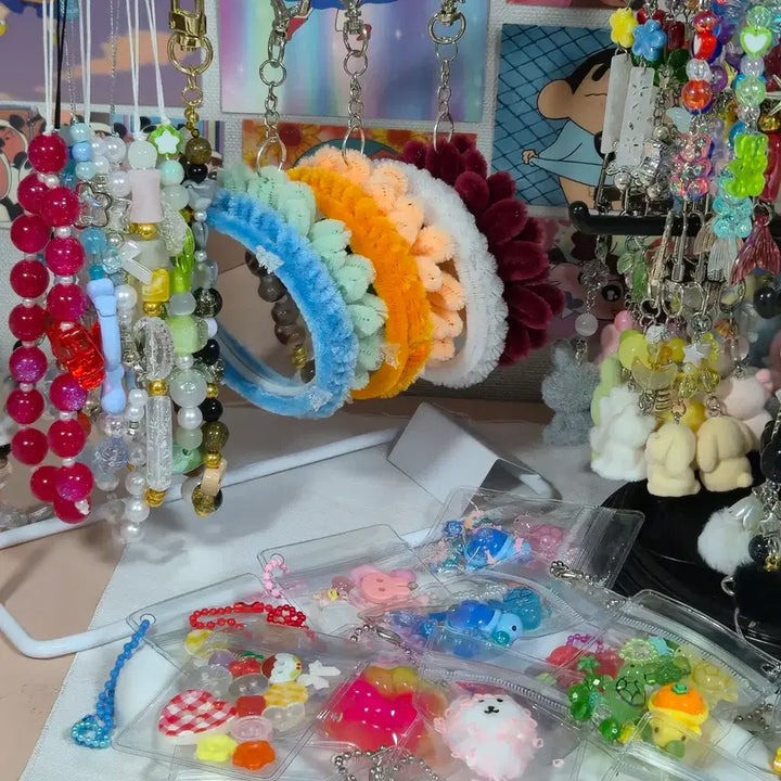 [BUNJANG] Handmade Beaded Random Keychain Set / 택포)랜덤키링깡 