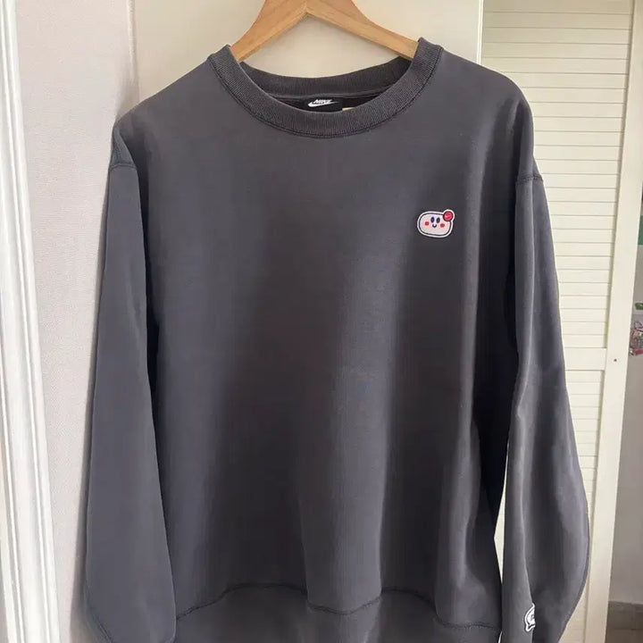 [BUNJANG] Nike Grey Sweatshirt Rare Design / 나이키 회색 맨투맨 티셔츠 희귀 디자인