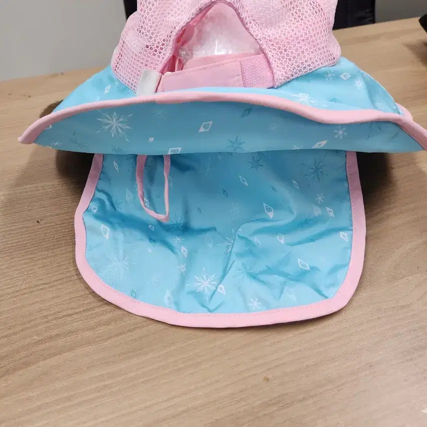 [SOLD OUT] 가격내림)실착안한 새상품)디즈니 겨울왕국2 엘사 썬캡 모자 L