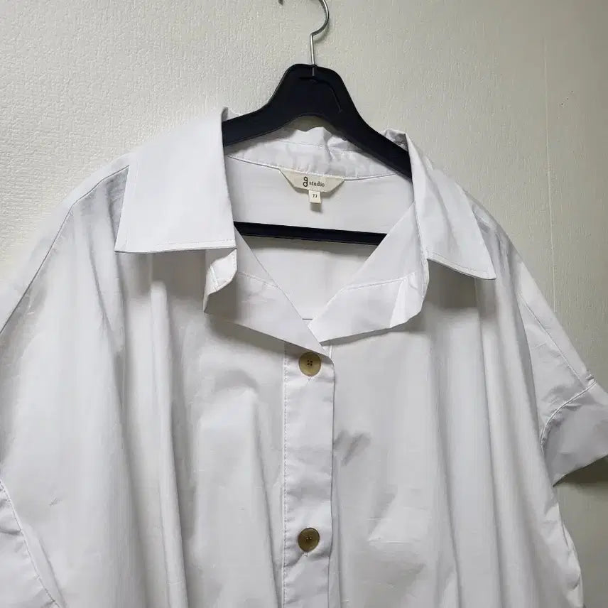 [BUNJANG] G Studio S24 White Button-Up Blouse (Size 77) / G스튜디오 s24 셔츠 블라우스 77