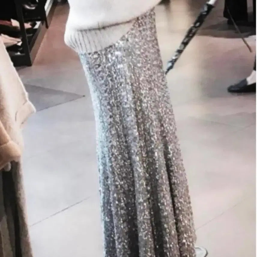 [BUNJANG] Rabbitti Sequin Skirt / rabbitti 래비티 시퀸스커트 랑방 타임 마인 오브제 한섬 마쥬산드로