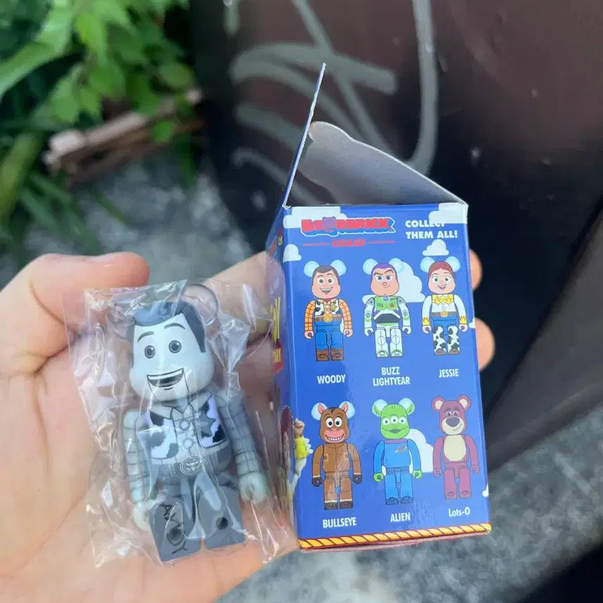 [BUNJANG] Brick Bear Woody Secret Edition / 토이스토리 브릭베어 우디 시크릿