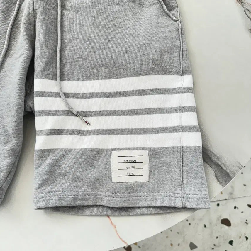 [BUNJANG] Thom Browne Diagonal Stripe Armband Shorts Gray Size 0 / [정품/0사이즈] 톰브라운 사선완장 반바지 그레이