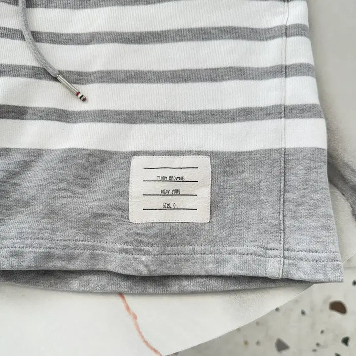 [BUNJANG] Thom Browne Diagonal Stripe Armband Shorts Gray Size 0 / [정품/0사이즈] 톰브라운 사선완장 반바지 그레이