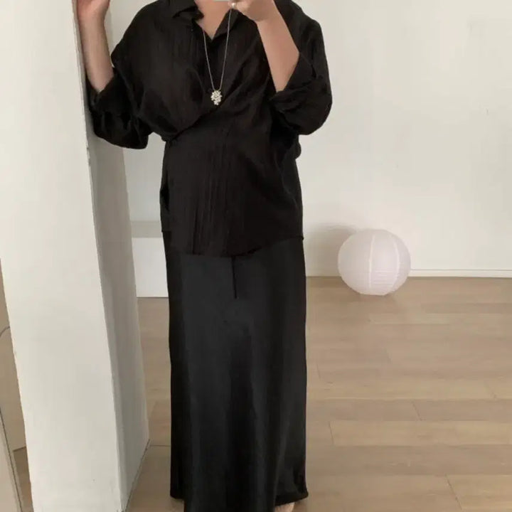 [BUNJANG] Merry Coco Satin Long Skirt Black / 메리코코 새틴 롱스커트 블랙 새상품