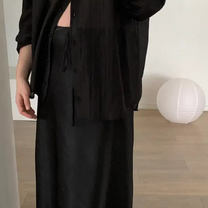 [BUNJANG] Merry Coco Satin Long Skirt Black / 메리코코 새틴 롱스커트 블랙 새상품