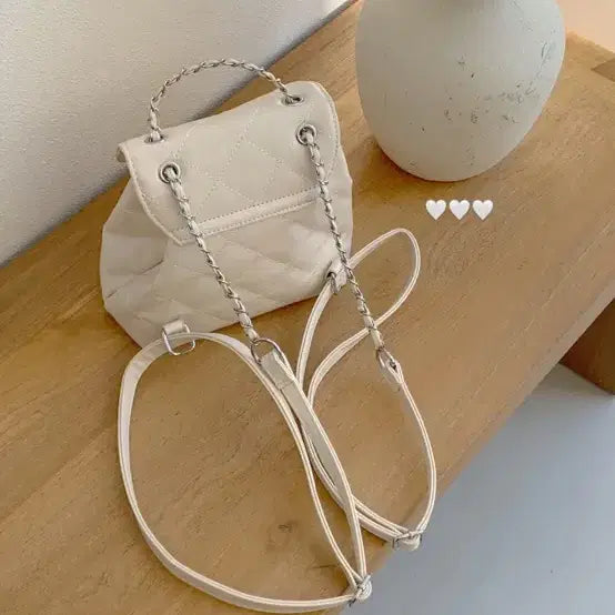 [BUNJANG] Perbit Shining Chain Quilting Mini Backpack - Ivory / 퍼빗 샤이닝 체인 퀼팅 미니 백팩 아이보리