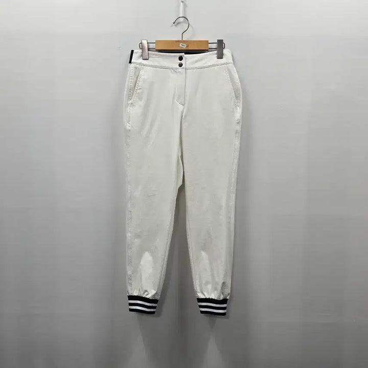 [BUNJANG] 1851 Span White Banding Jogger Pants (Size S) / 1851 스판 화이트 밴딩 조거팬츠 S