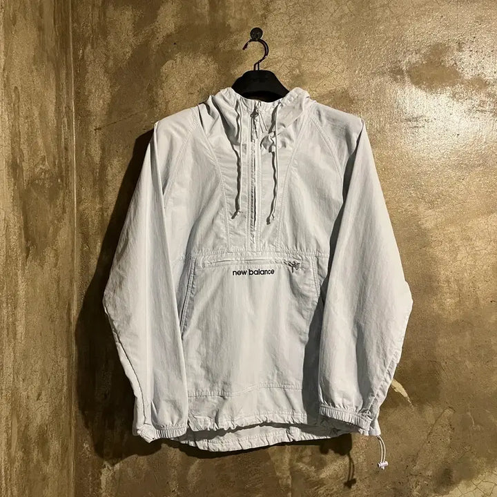 [BUNJANG] New Balance Half-Zip Windbreaker / 뉴발란스 반집업 바람막이