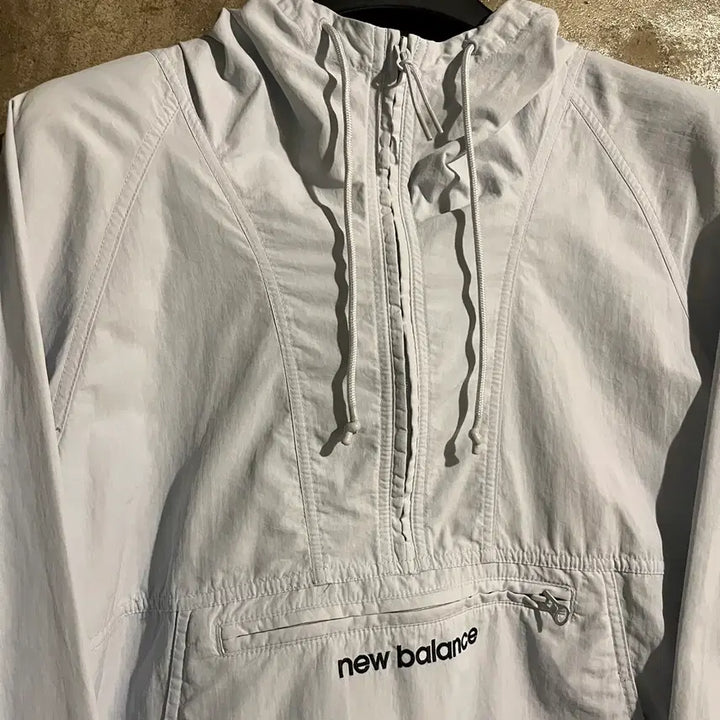 [BUNJANG] New Balance Half-Zip Windbreaker / 뉴발란스 반집업 바람막이
