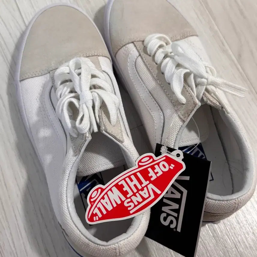 [BUNJANG] Vans Old Skool Suede Sneakers White/Beige / (새상품) 반스 올드스쿨 스웨이드 화이트/베이지 240