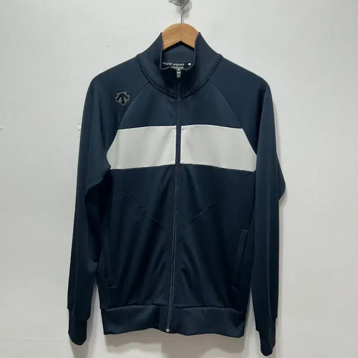 [BUNJANG] Descente Training Zip-Up Top Navy/White Size 100 / 데상트 트레이닝 상의 네이비/화이트 집업 100사이즈