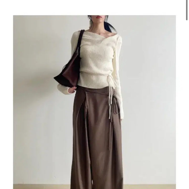 [BUNJANG] Adelio Trousers / 아델리오 바지