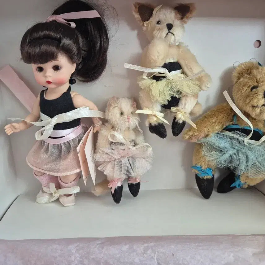 [BUNJANG] Madame Alexander The Ballet Lesson 8-Inch Doll / 마담알렉산더 (The ballet lesson)8인치