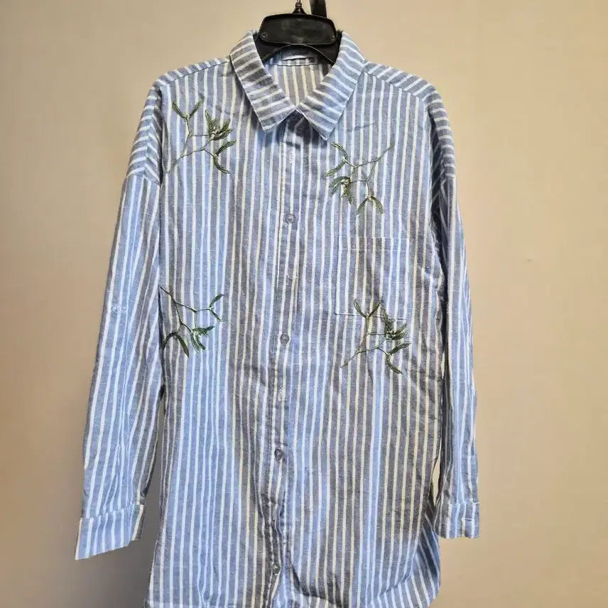 [BUNJANG] Striped Embroidered Long Shirt / 스트라이프 자수 롱 셔츠 free size