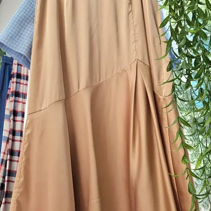 [BUNJANG] Satin Flare Long Skirt / 새틴 플레어 롱스커트(66)