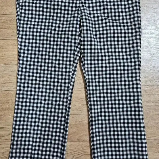 [SOLD OUT] 8 studio 체크무늬 바지 새상품