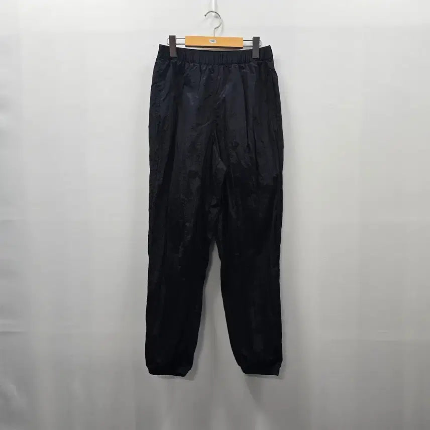 [BUNJANG] GapFit Black Nylon Jogger Pants M / 1827 갭핏(GapFit) 블랙 나일론 조거팬츠 M / 22년제품 /