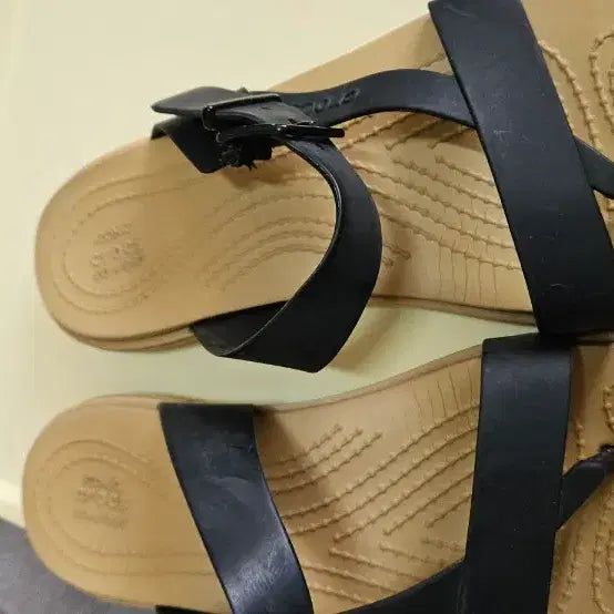 [BUNJANG] Crocs Sandals Black Women&