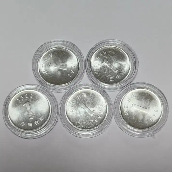 [BUNJANG] 1983 1 Won Coin Bundle (5 Pieces) / 1983년 1원 5개 일괄