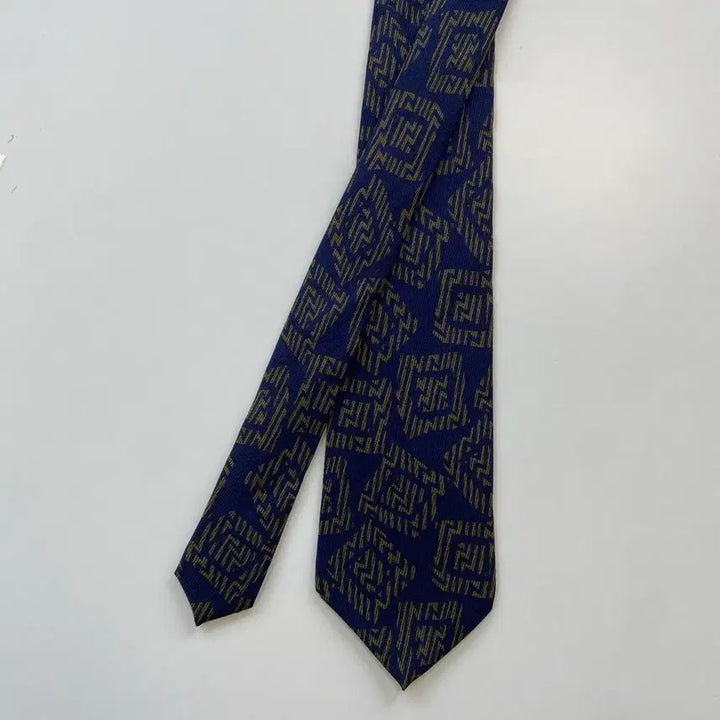 [BUNJANG] Christian Dior Silk Necktie / 크리스찬 디올(Dior) 명품 정품 넥타이