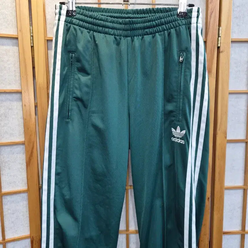 [BUNJANG] Adidas Three-Stripes Track Pants Green S / 아디다스 삼선 트레이닝 바지 녹색 S
