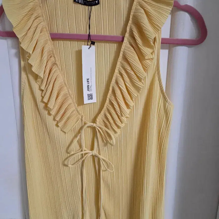 [BUNJANG] Zara Shirring Vest Yellow / (새상품)자라 셔링 베스트